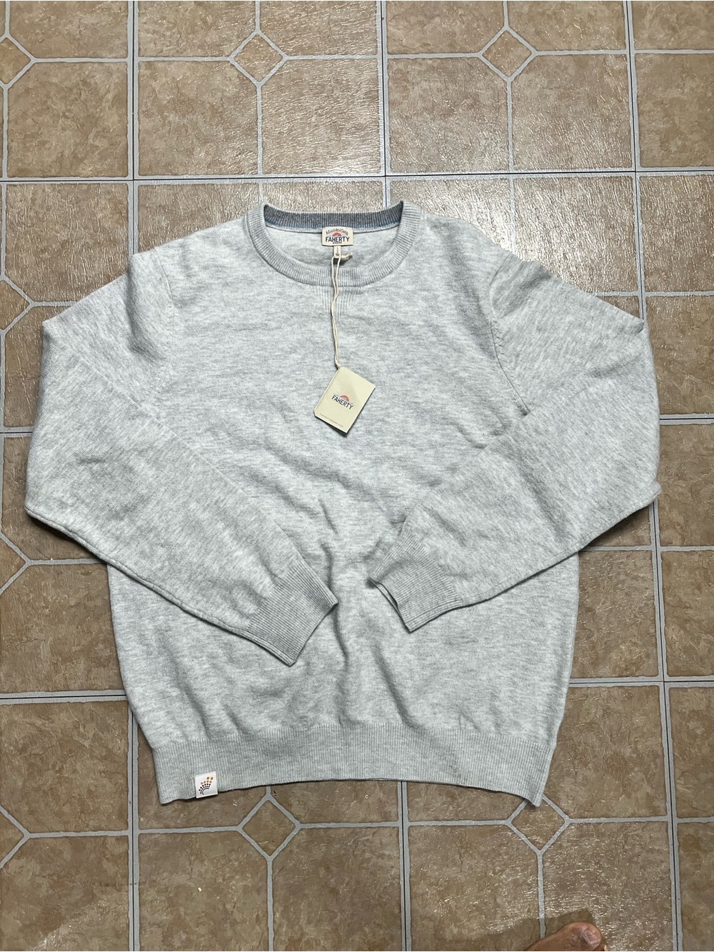 NWT Faherty Jackson Crew Sweater in Ivory Ice Heather (Sz Large) MSRP $158